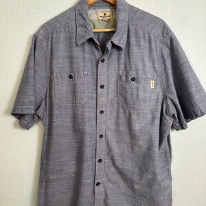 Woolrich Men's Cotton Short Sleeve Button Up in Chambray Blue Size XL